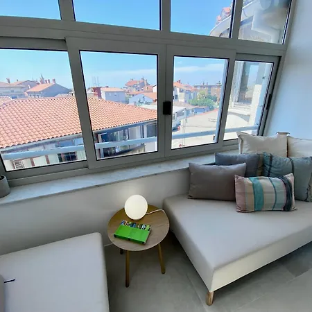 Floor 2-bed, New Kitchen & Bathroom Near Arena Apartmán