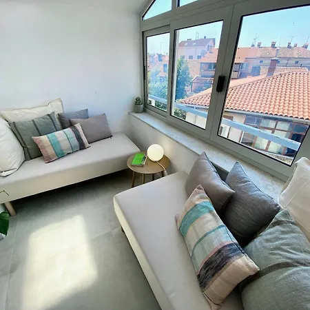 Apartmán Floor 2-bed, New Kitchen & Bathroom Near Arena *
